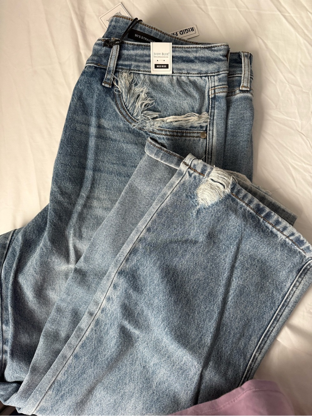 Judy Blue rigid front, stretch back mid rise 18W - Picture 5 of 5
